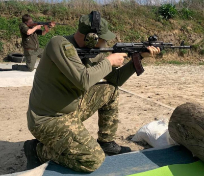 На Київщині щотижня проходять навчання зі стрільби (ФОТО)
