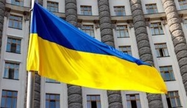 Дві третини українців вважають уряд найманим працівником,